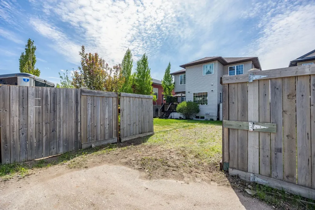 295 Rattlepan Creek Crescent Fort Mcmurray AB T9K 2V4