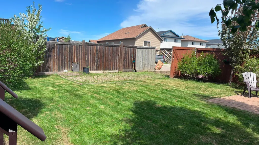 295 Rattlepan Creek Crescent Fort Mcmurray AB T9K 2V4
