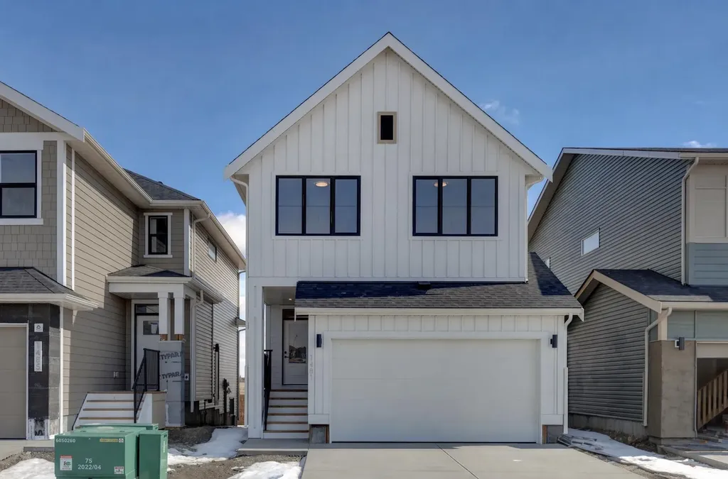 1481 South Point Villas SW Airdrie AB T4B 5P2