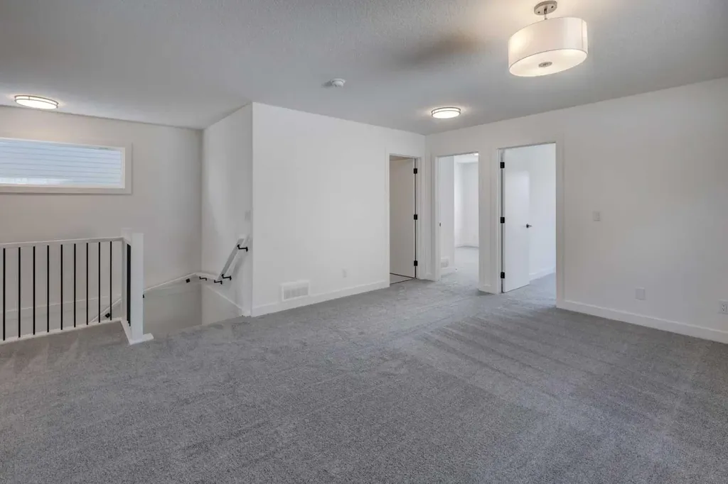 1481 South Point Villas SW Airdrie AB T4B 5P2