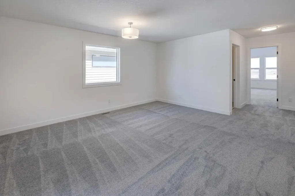 1481 South Point Villas SW Airdrie AB T4B 5P2