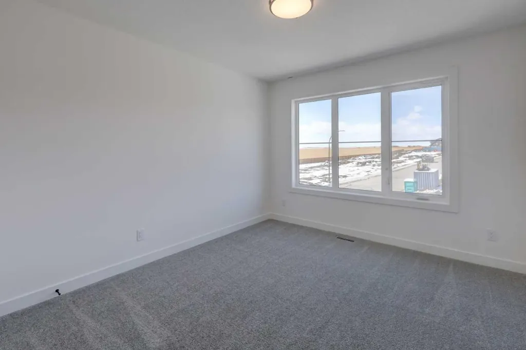 1481 South Point Villas SW Airdrie AB T4B 5P2