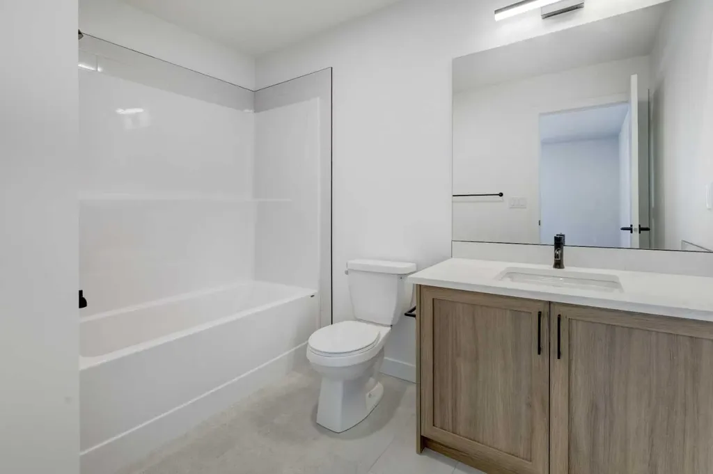 1481 South Point Villas SW Airdrie AB T4B 5P2