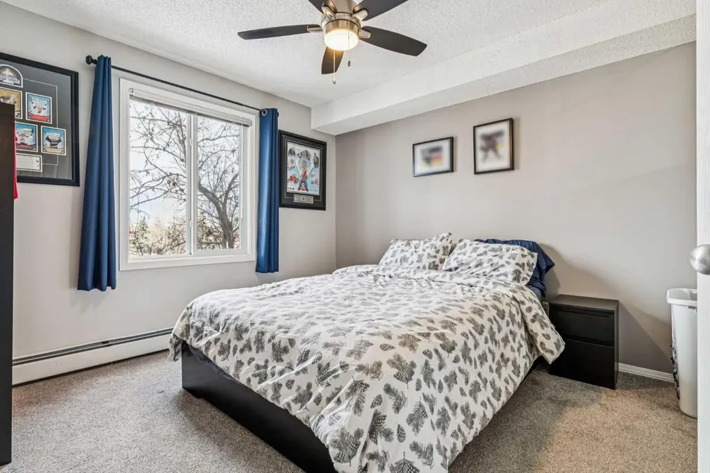 2371 Eversyde Avenue SW Calgary AB T2Y 5B8
