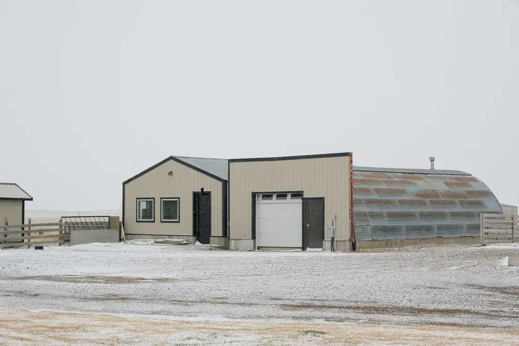 114039 Range Road 221 Rural Lethbridge County AB T0K 1V0