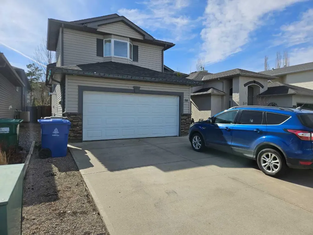 58 Heritage Circle W Lethbridge AB T9K 7T3