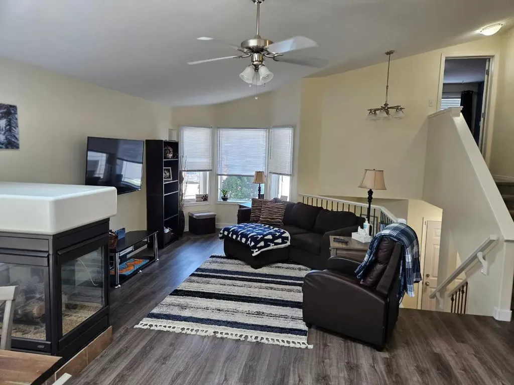 58 Heritage Circle W Lethbridge AB T9K 7T3