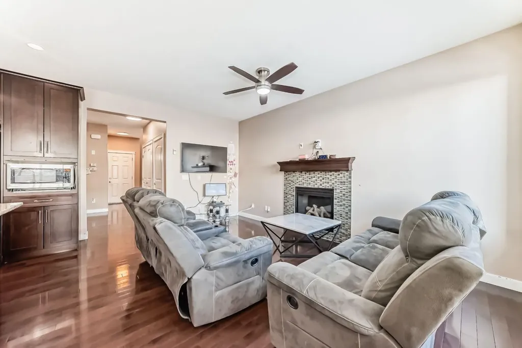 40 Saddlelake Gardens NE Calgary AB T3J0R7
