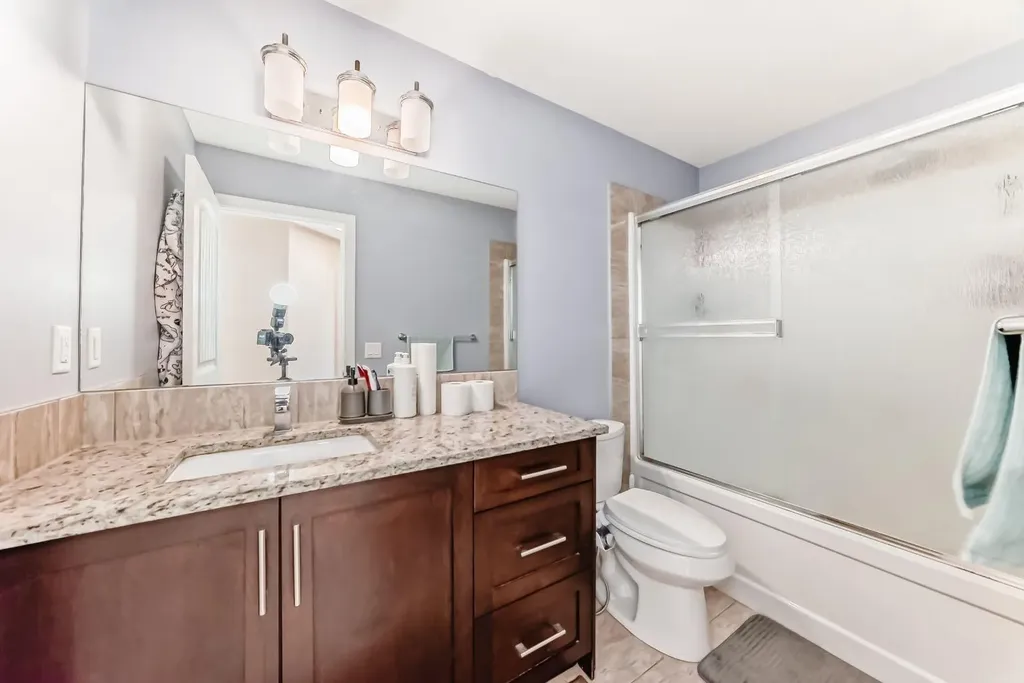 40 Saddlelake Gardens NE Calgary AB T3J0R7