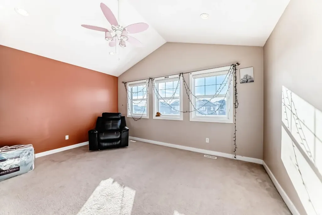 40 Saddlelake Gardens NE Calgary AB T3J0R7