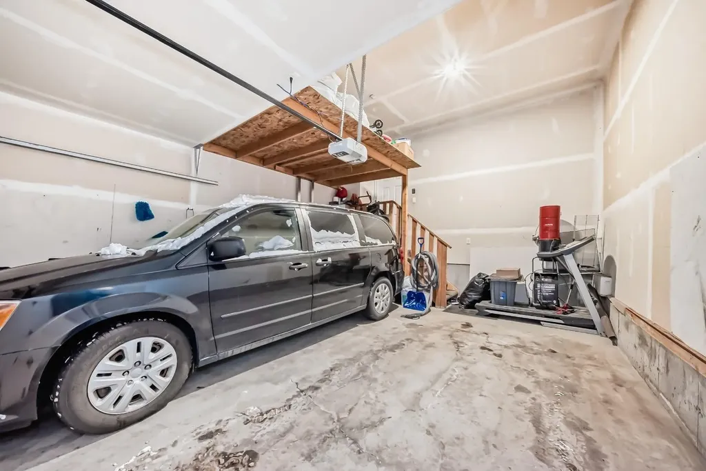 40 Saddlelake Gardens NE Calgary AB T3J0R7