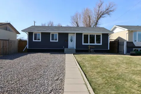 4726 57 Avenue Taber AB T1G 1E4
