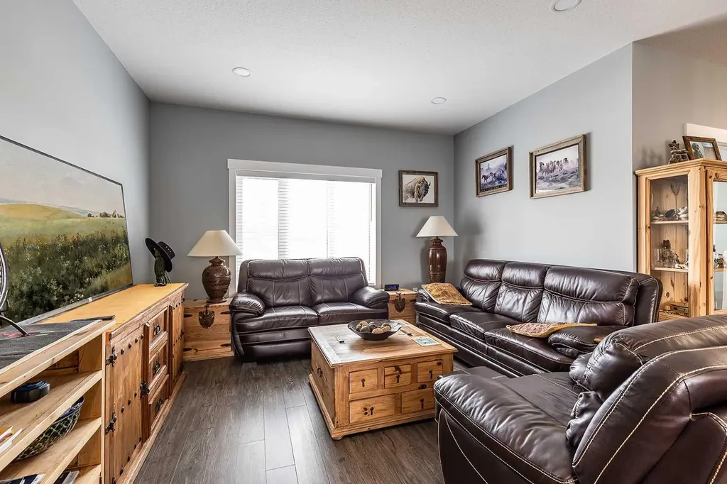 401 Southlands Boulevard SE Medicine Hat AB T1B 0T1