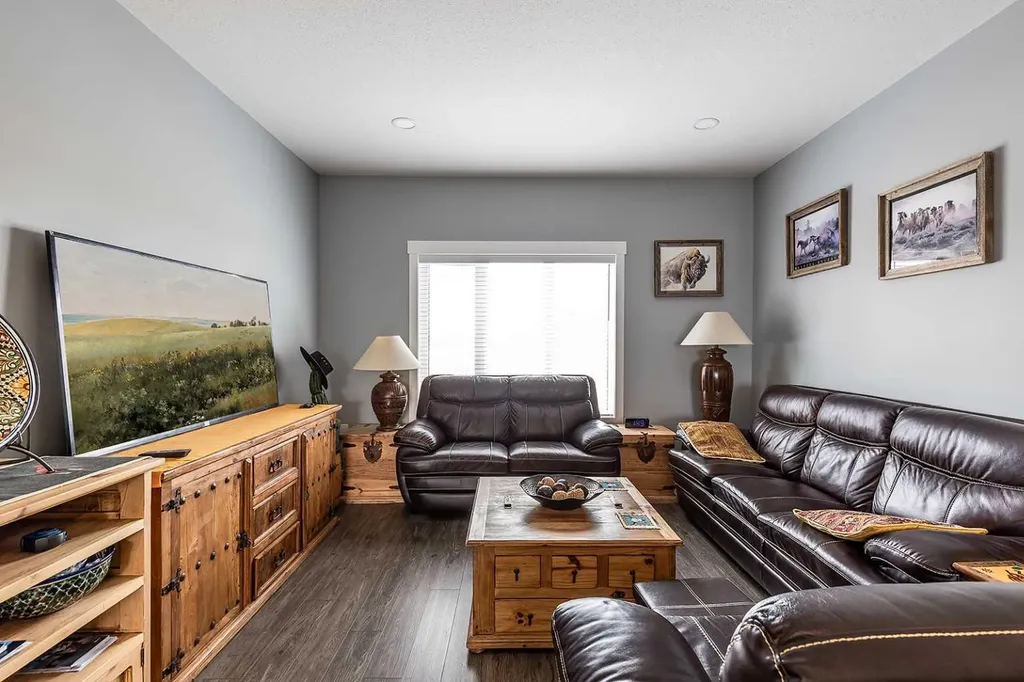 401 Southlands Boulevard SE Medicine Hat AB T1B 0T1