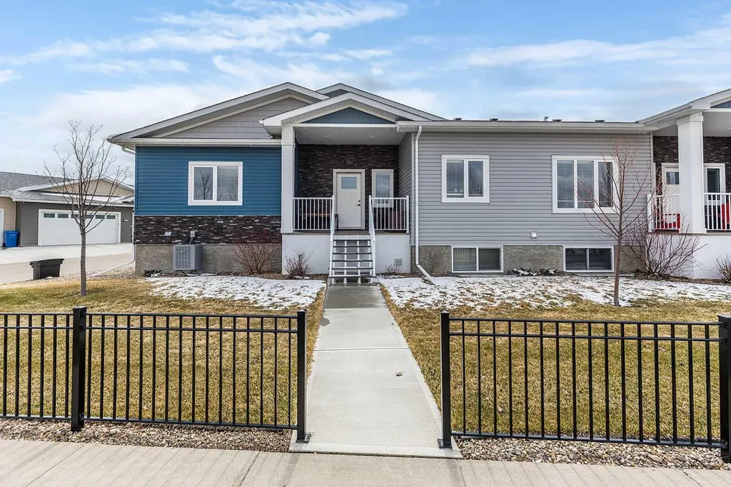 401 Southlands Boulevard SE Medicine Hat AB T1B 0T1