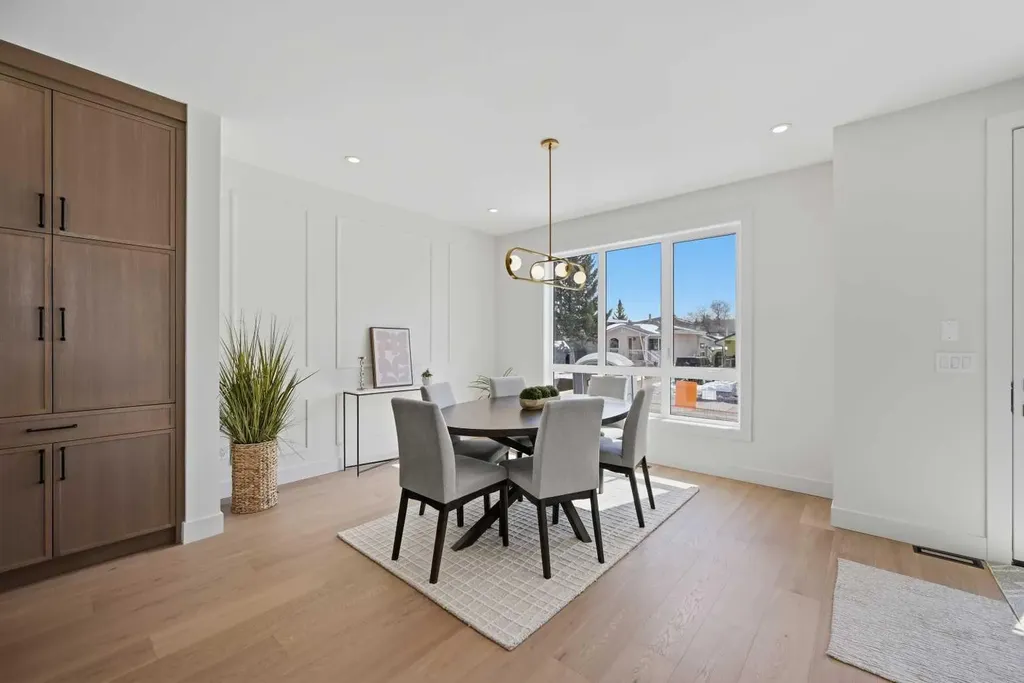 8140 47 Avenue NW Calgary AB T3B 1Z5