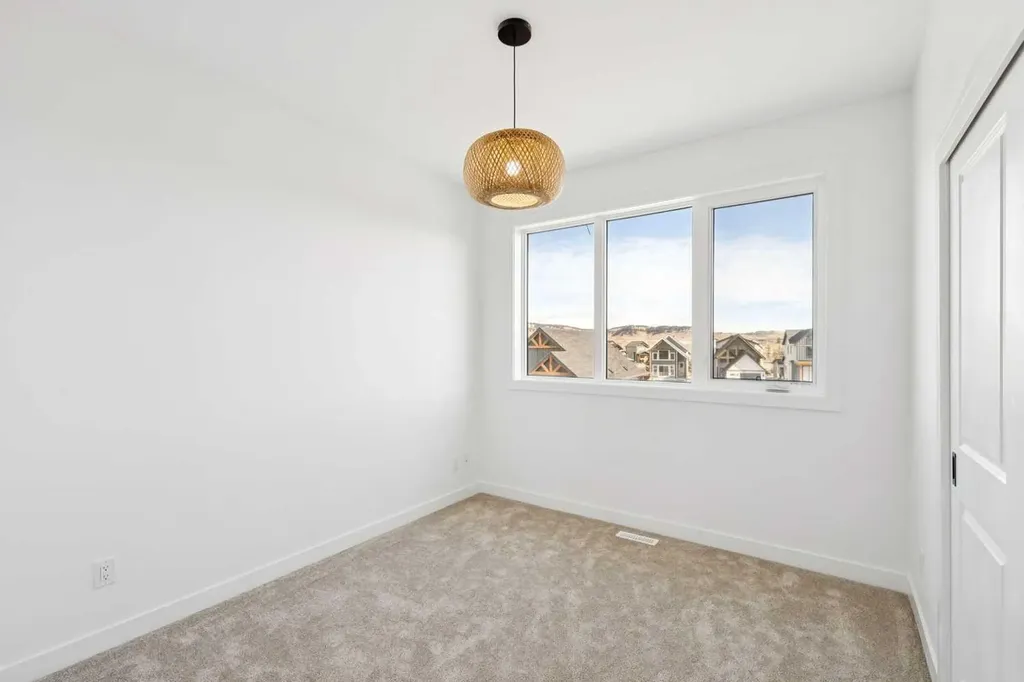 638 Cottageclub Bend Rural Rocky View County AB T4C1B1
