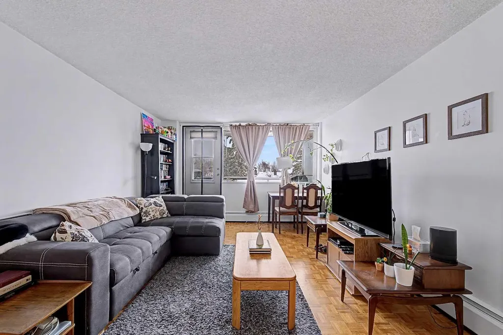 1616 8 Avenue NW Calgary AB T2N1C3