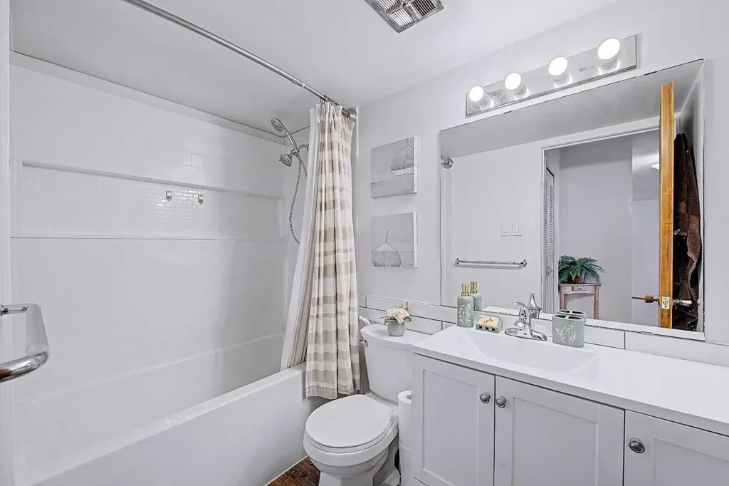 1616 8 Avenue NW Calgary AB T2N1C3