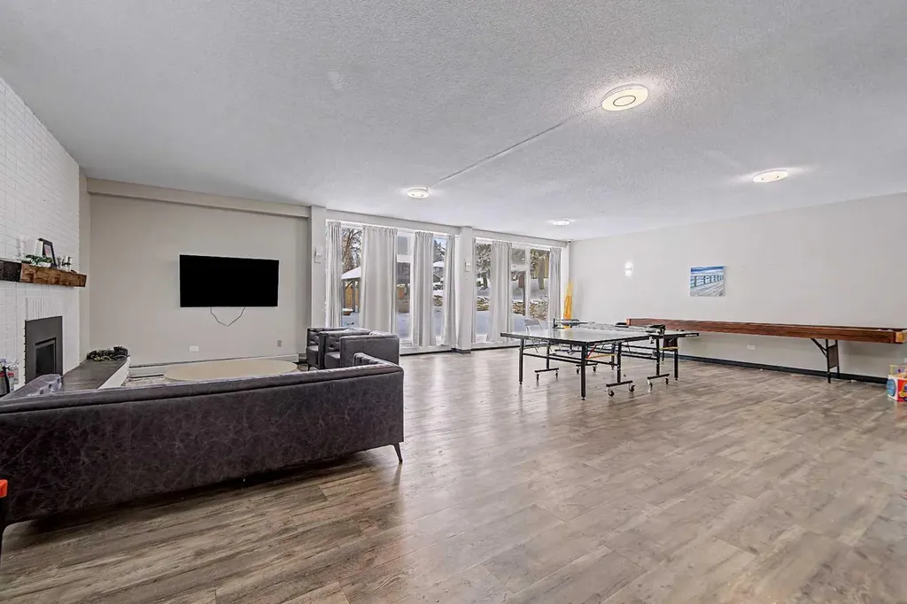 1616 8 Avenue NW Calgary AB T2N1C3