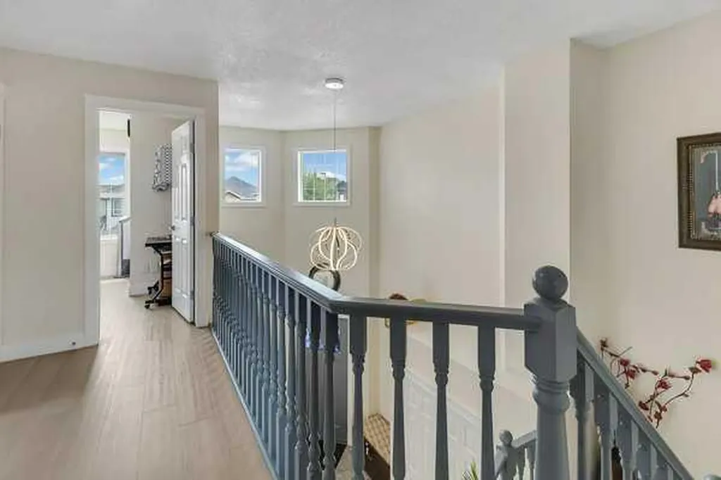 16 Saddletree Close NE Calgary AB T3J 5H9