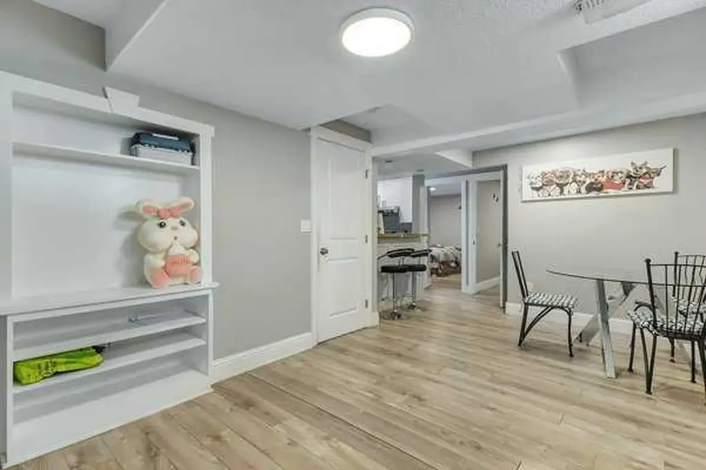 16 Saddletree Close NE Calgary AB T3J 5H9