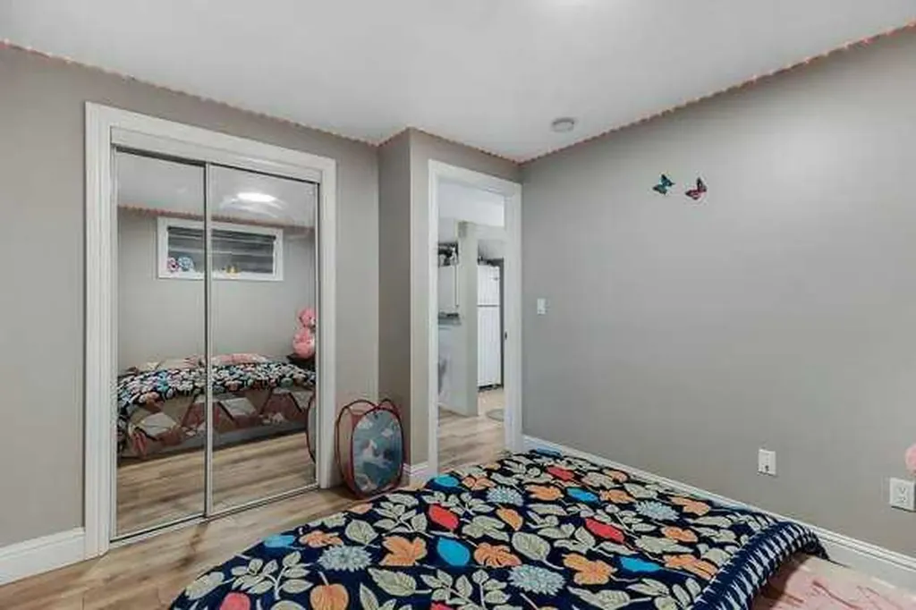 16 Saddletree Close NE Calgary AB T3J 5H9