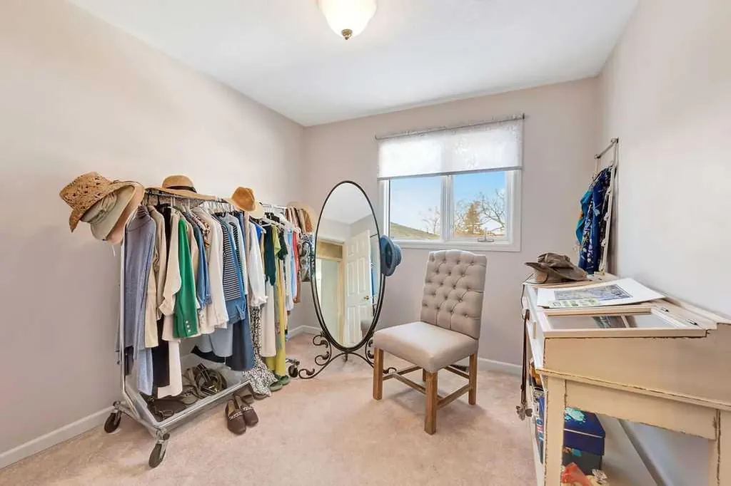 810 10 Avenue Wainwright AB T9W 1B8