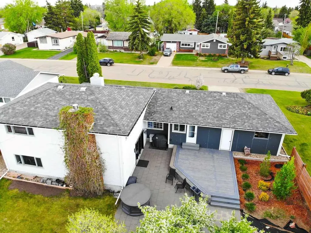 810 10 Avenue Wainwright AB T9W 1B8