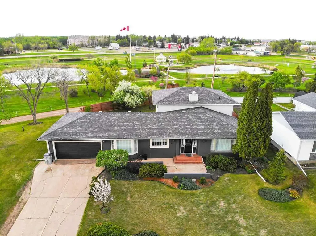 810 10 Avenue Wainwright AB T9W 1B8