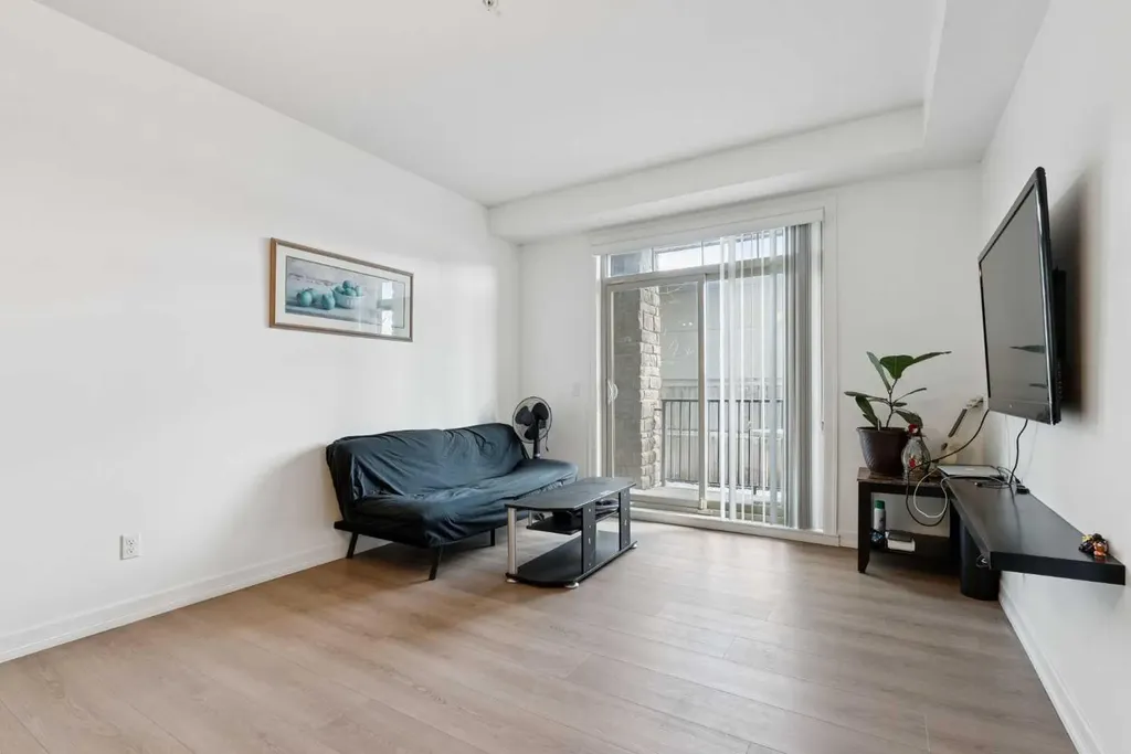 117 Copperpond Common SE Calgary AB T2Z 5E2