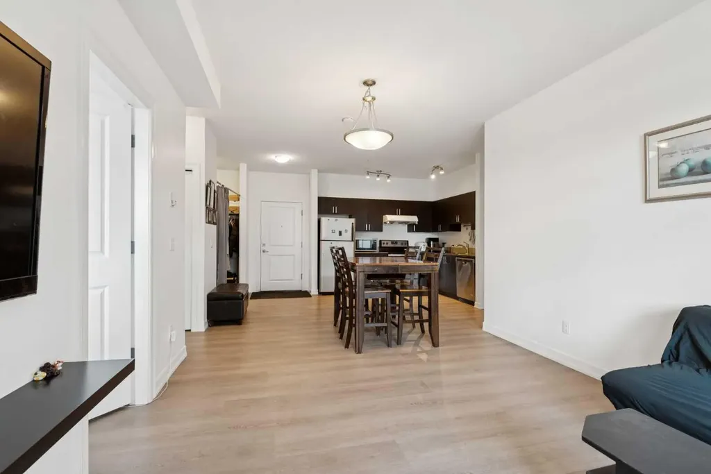 117 Copperpond Common SE Calgary AB T2Z 5E2