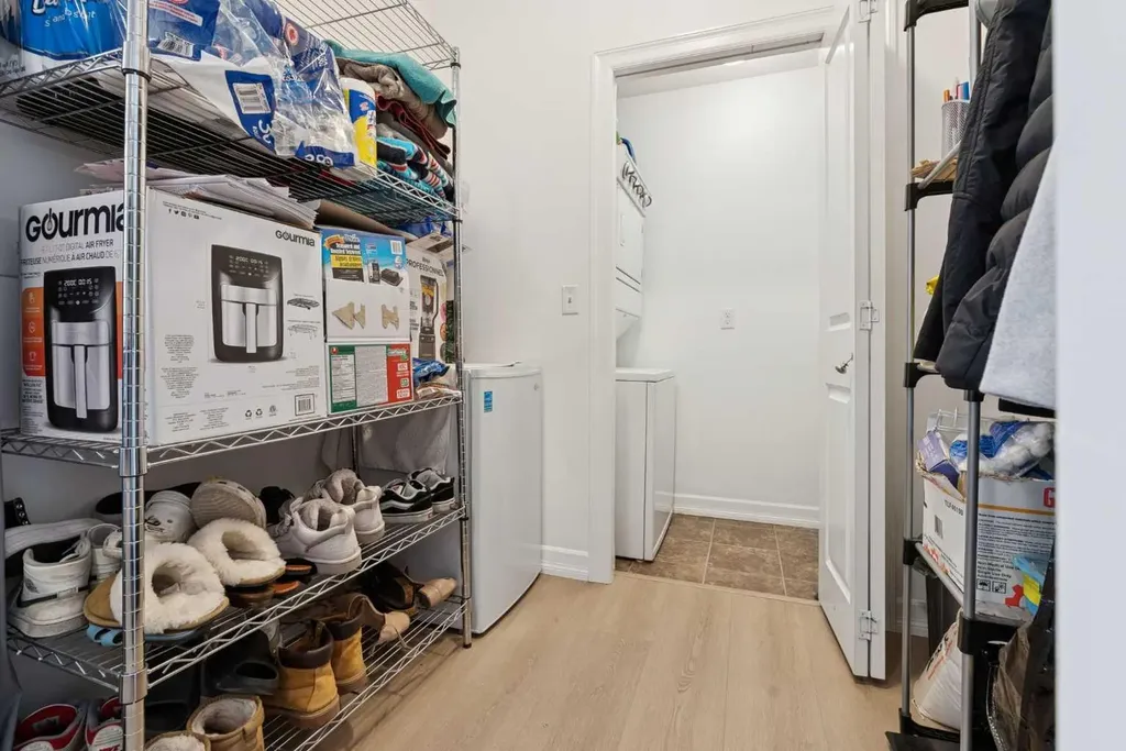 117 Copperpond Common SE Calgary AB T2Z 5E2