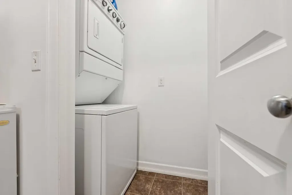 117 Copperpond Common SE Calgary AB T2Z 5E2