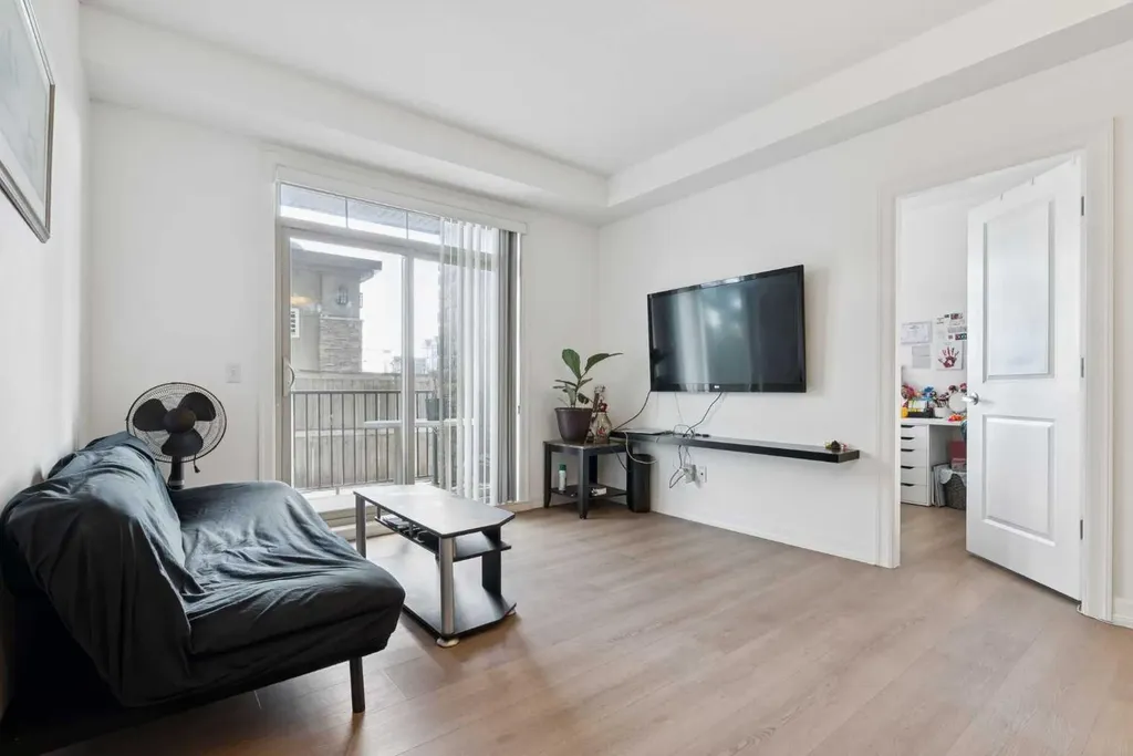 117 Copperpond Common SE Calgary AB T2Z 5E2