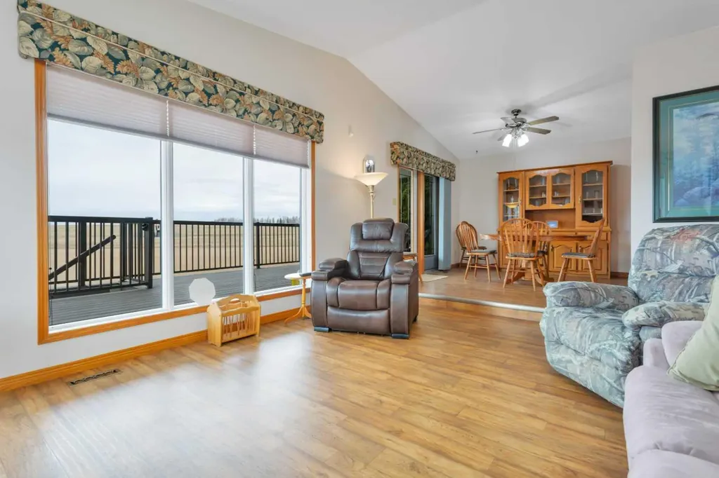 383030 Range Road 7-3 Rural Clearwater County AB T4T 2A2