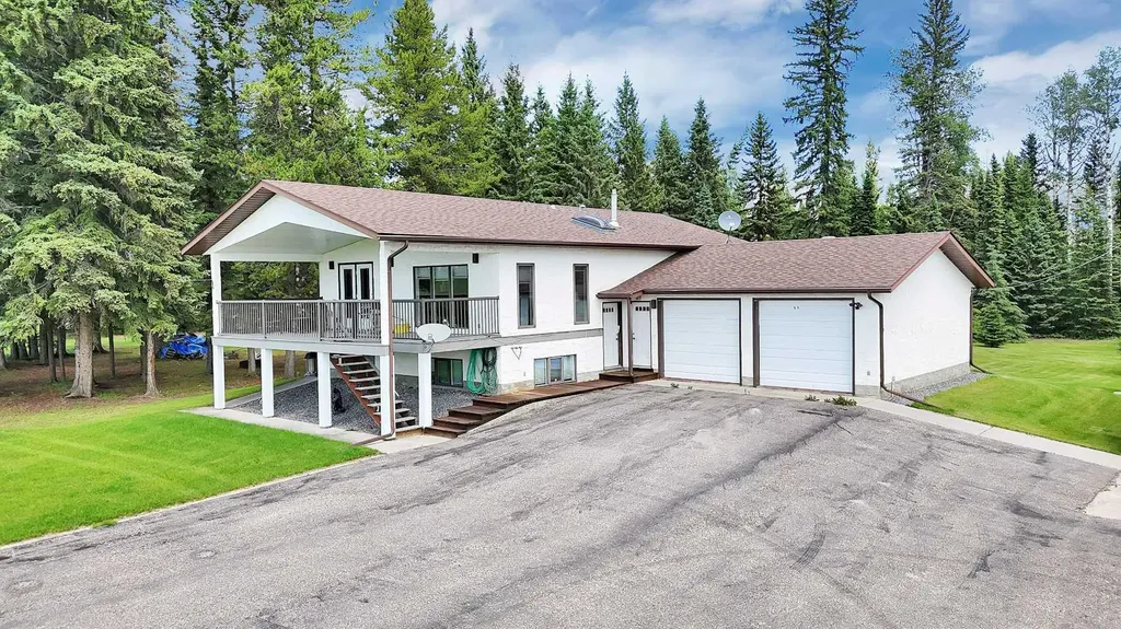 383030 Range Road 7-3 Rural Clearwater County AB T4T 2A2