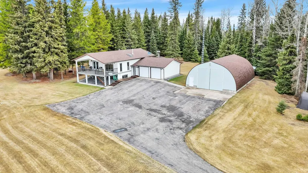 383030 Range Road 7-3 Rural Clearwater County AB T4T 2A2
