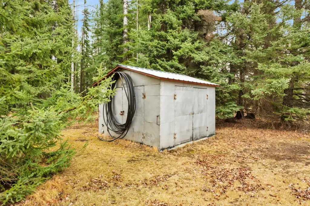 383030 Range Road 7-3 Rural Clearwater County AB T4T 2A2