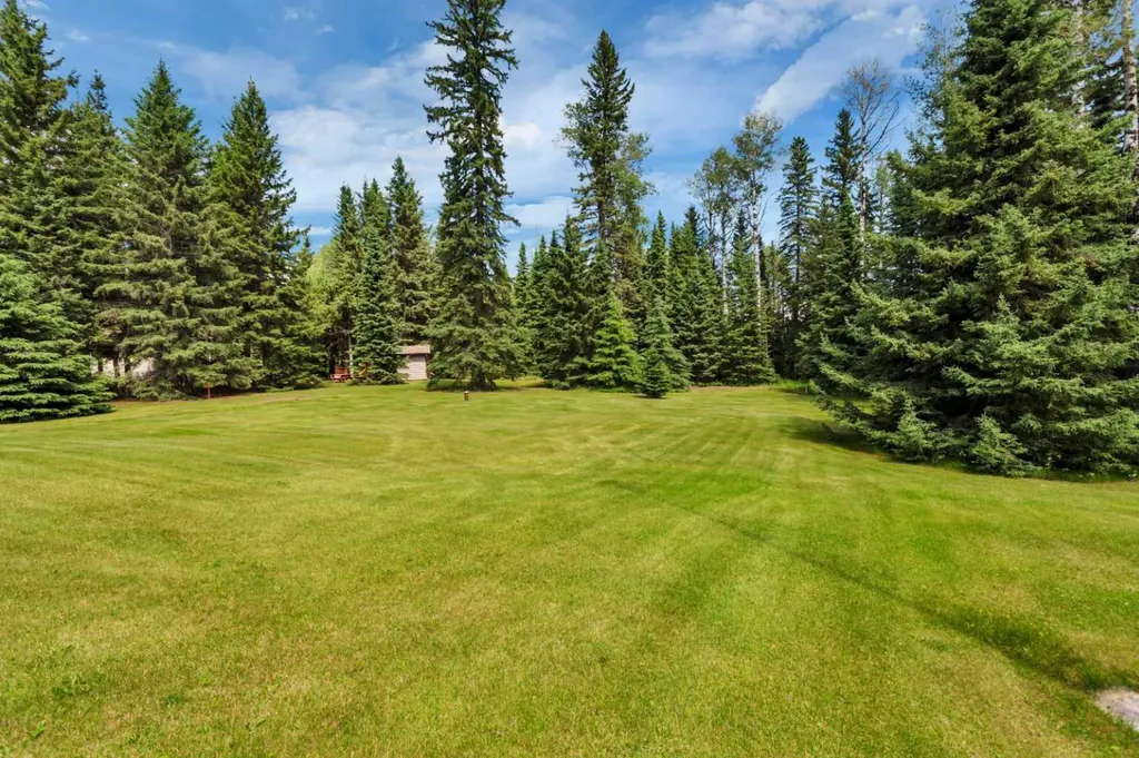 383030 Range Road 7-3 Rural Clearwater County AB T4T 2A2