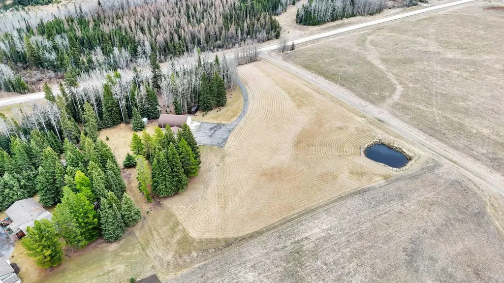 383030 Range Road 7-3 Rural Clearwater County AB T4T 2A2