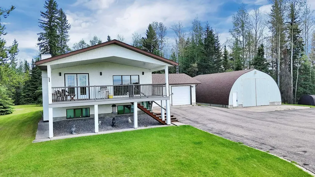 383030 Range Road 7-3 Rural Clearwater County AB T4T 2A2