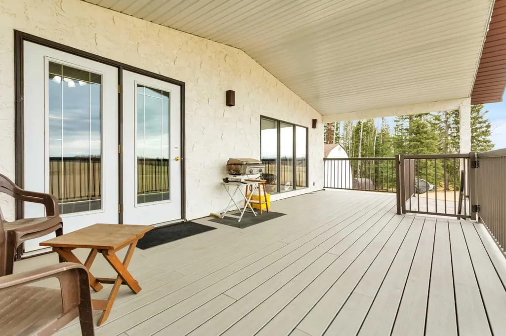 383030 Range Road 7-3 Rural Clearwater County AB T4T 2A2
