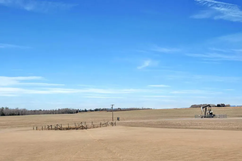 383030 Range Road 7-3 Rural Clearwater County AB T4T 2A2
