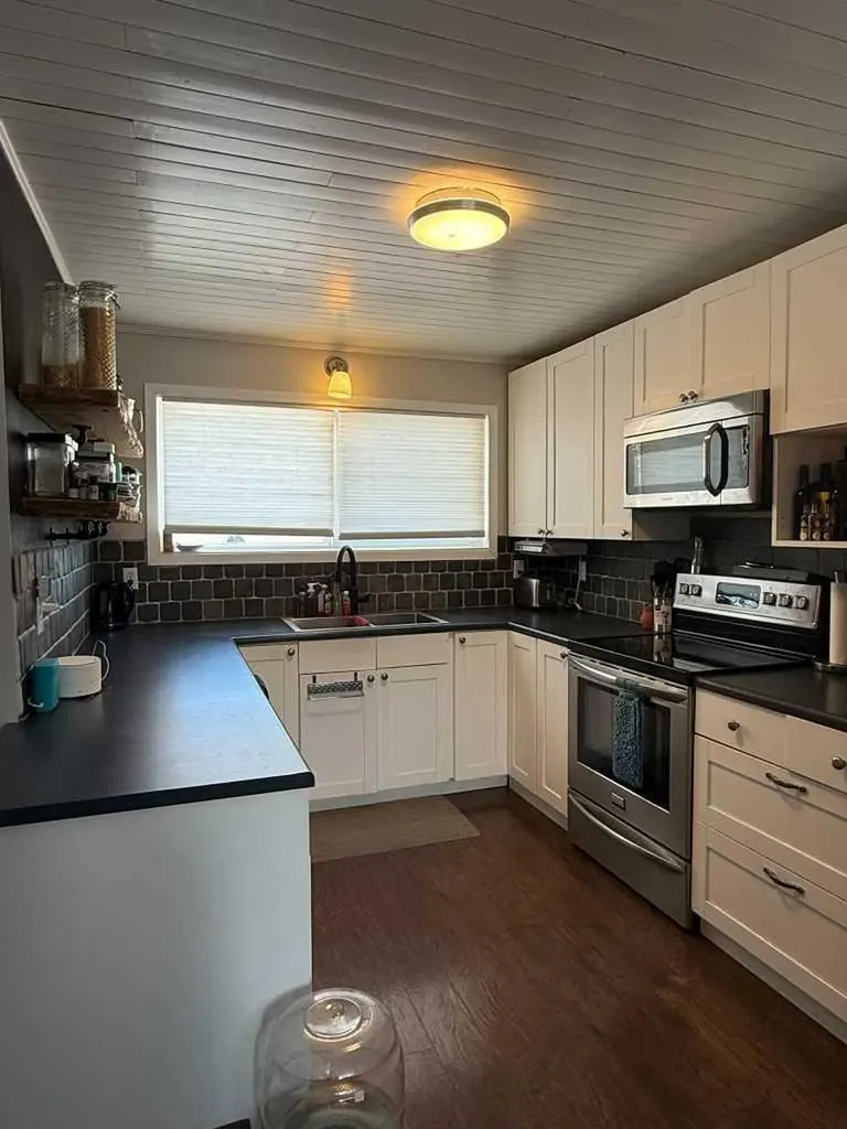 5508 47 Street High Prairie AB T0G 1E0