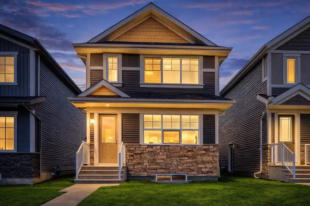 72 Wedderburn Drive Okotoks AB T1S5X2
