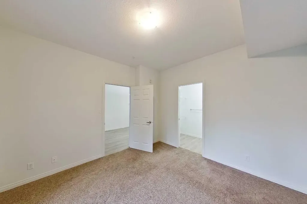 290 Plamondon Drive Fort Mcmurray AB T9K0A5