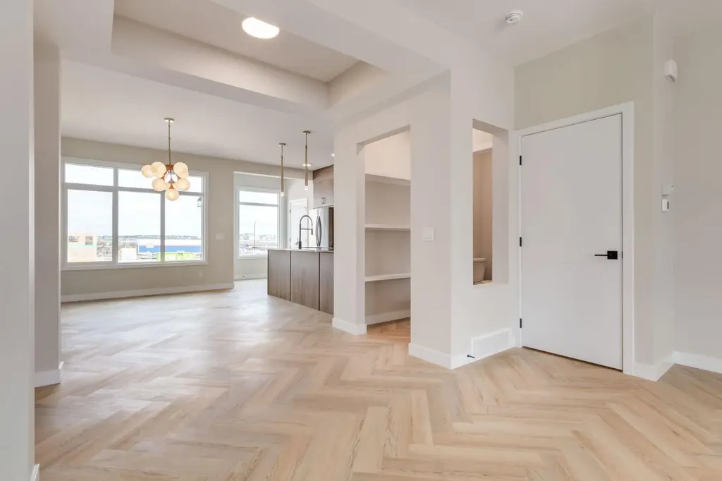 214 Sora Gardens SE Calgary AB T3S 0m7