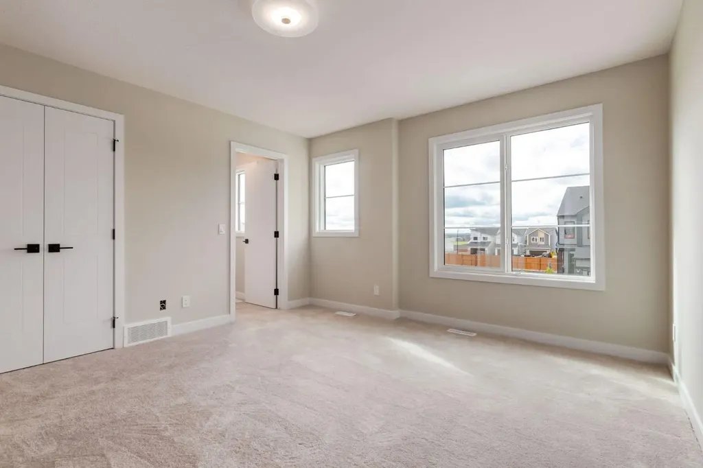 214 Sora Gardens SE Calgary AB T3S 0m7