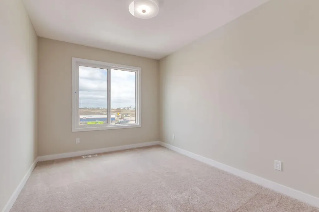 214 Sora Gardens SE Calgary AB T3S 0m7